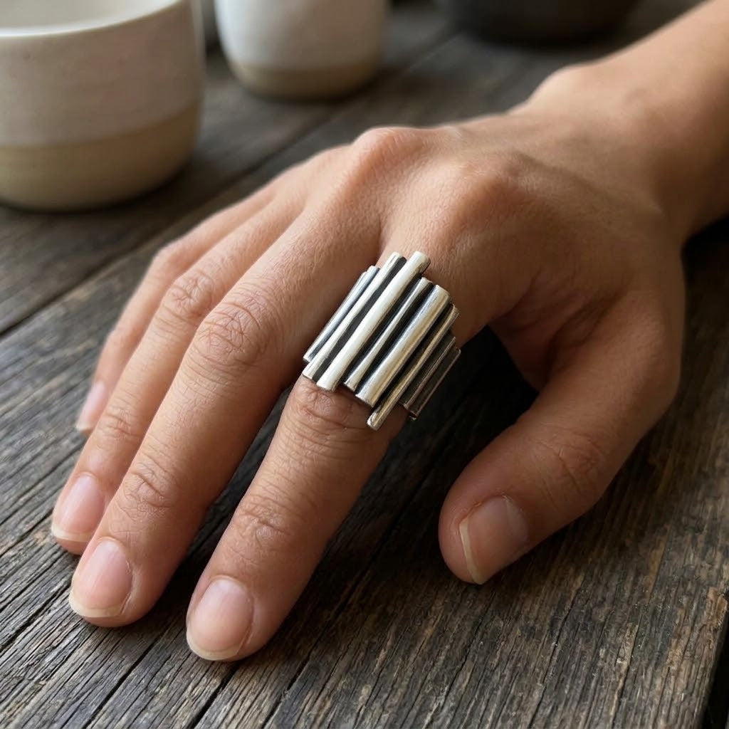The Skyline Bar Ring
