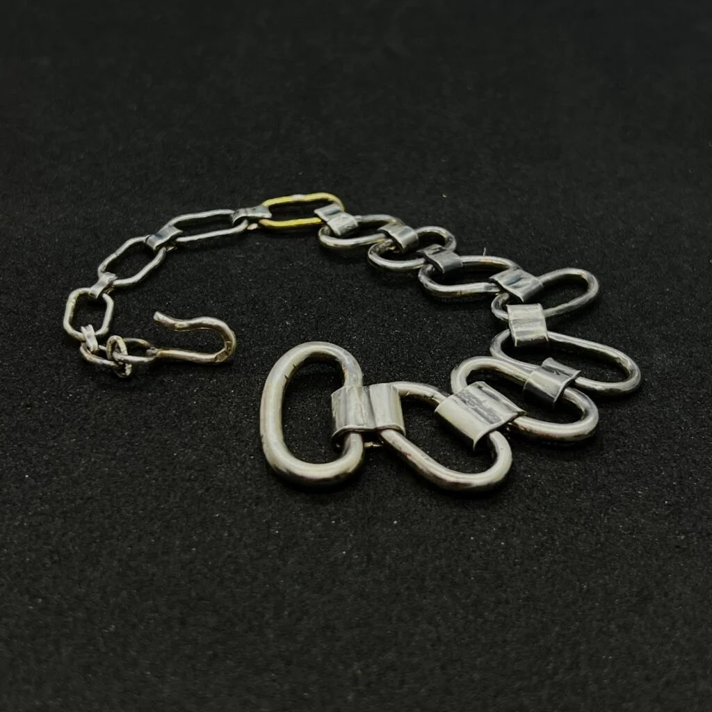 Graduated Oval Link Bracelet