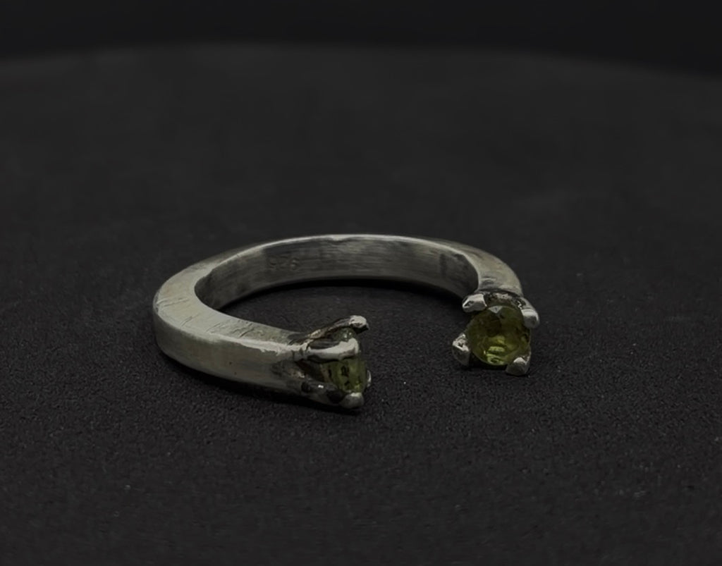 The Dual Gem Square Band