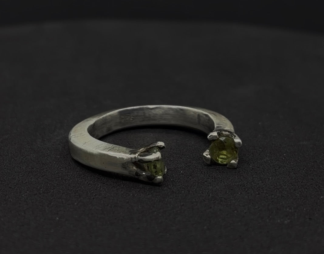 The Dual Gem Square Band