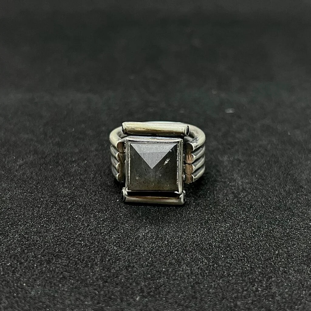 The Labradorite Pyramid Ring
