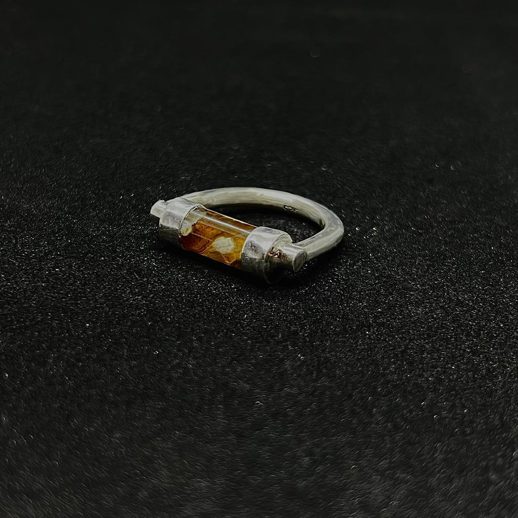 The Scroll Agate Ring