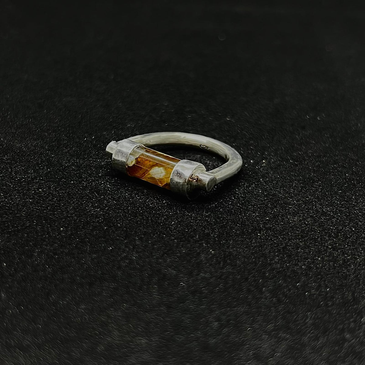 The Scroll Agate Ring