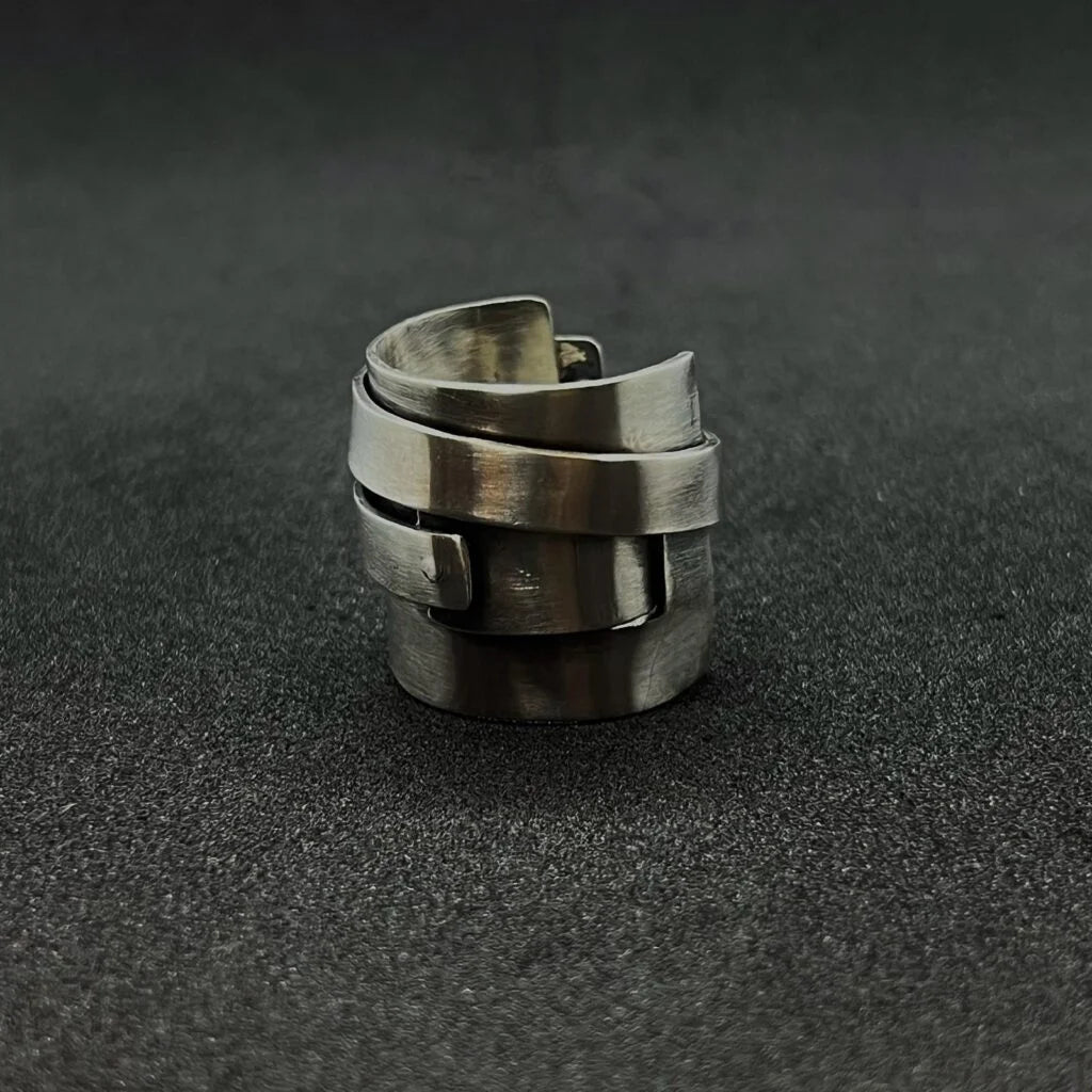 The Multi-Face Belt Ring