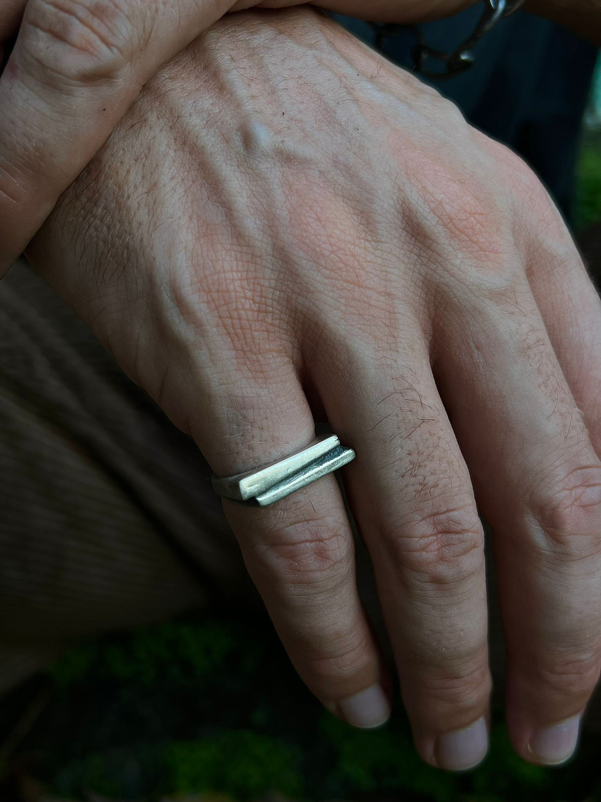 The Offset Parallel Ring