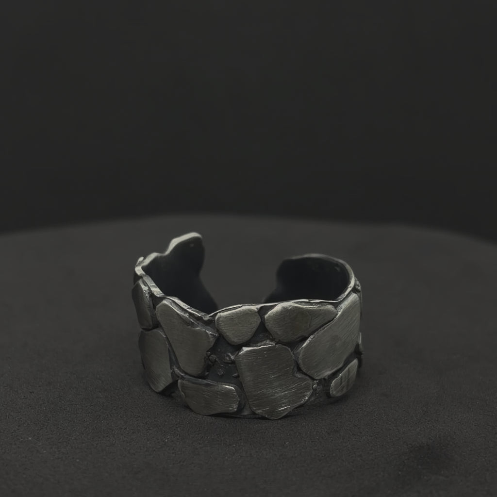 Cracked Earth ring